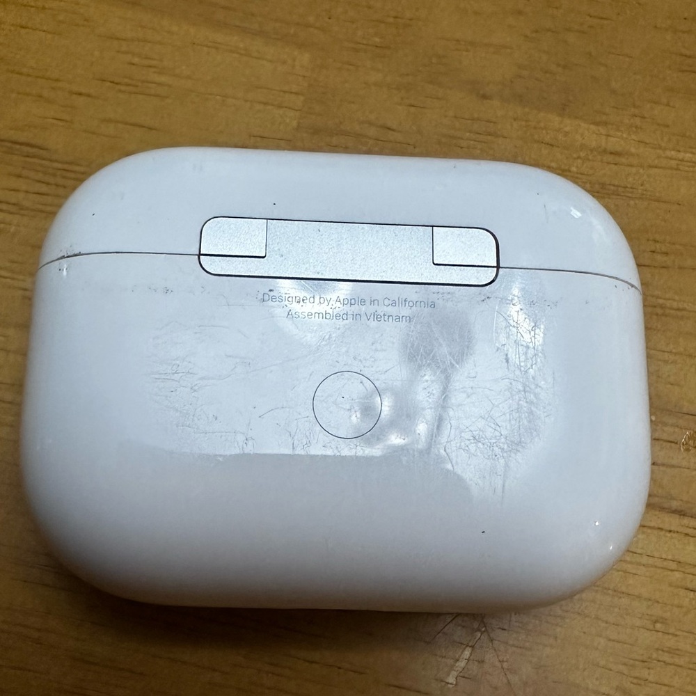 GUC-Apple AirPods- 2nd generation